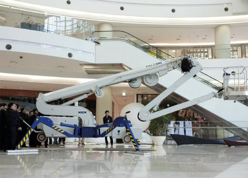 32m Spiderlift - Falcon FS 320