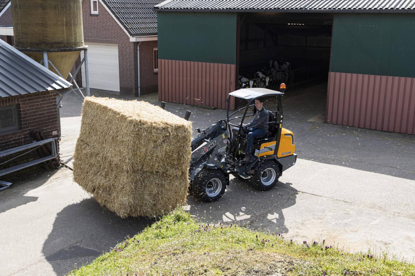 Giant G2300HD_2